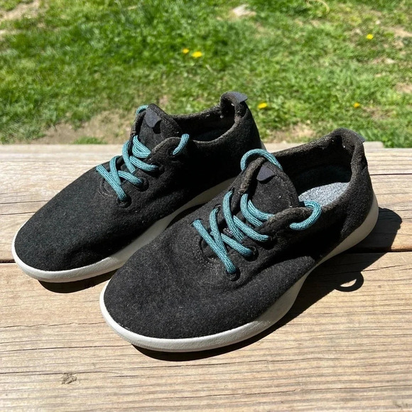 Women’s Allbirds Wool Runners - Picture 1 of 9